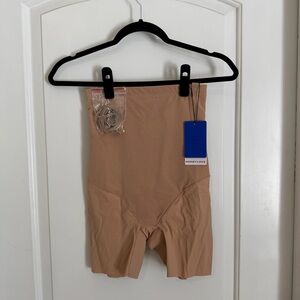 Honeylove SuperPower Girl-Short
Sand / Small